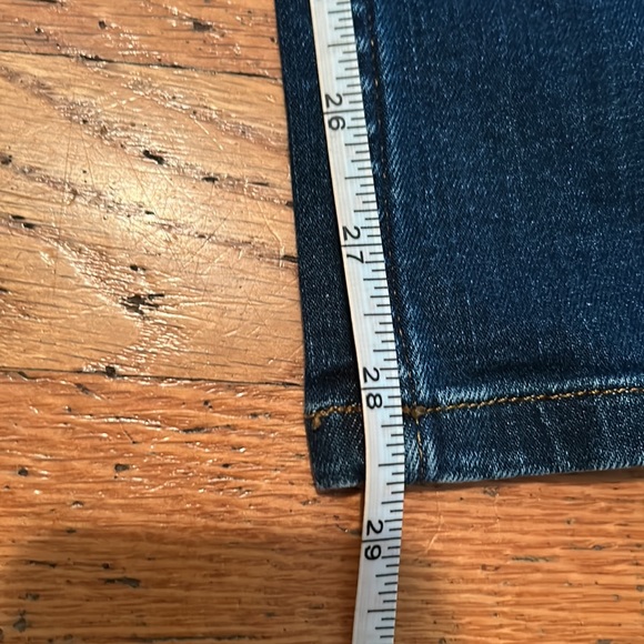 Deluth Trading Co Womens Dark Blue Jean's Size 10 x 29 Jeans - like new! - Picture 10 of 10